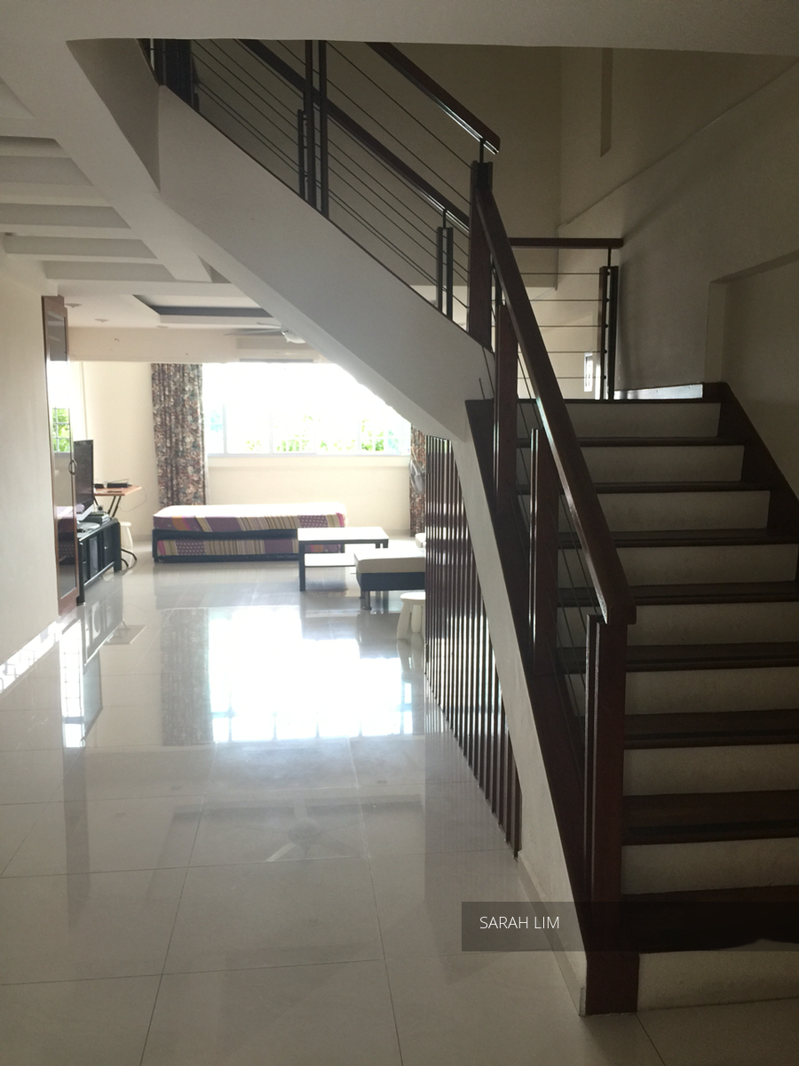 Blk 230 Hougang Avenue 1 (Hougang), HDB Executive #107064302